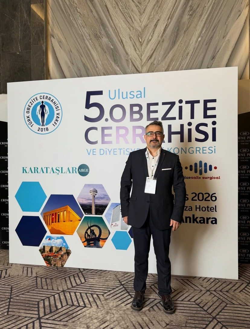 Doç. Dr. Erol Vural at a medical congress